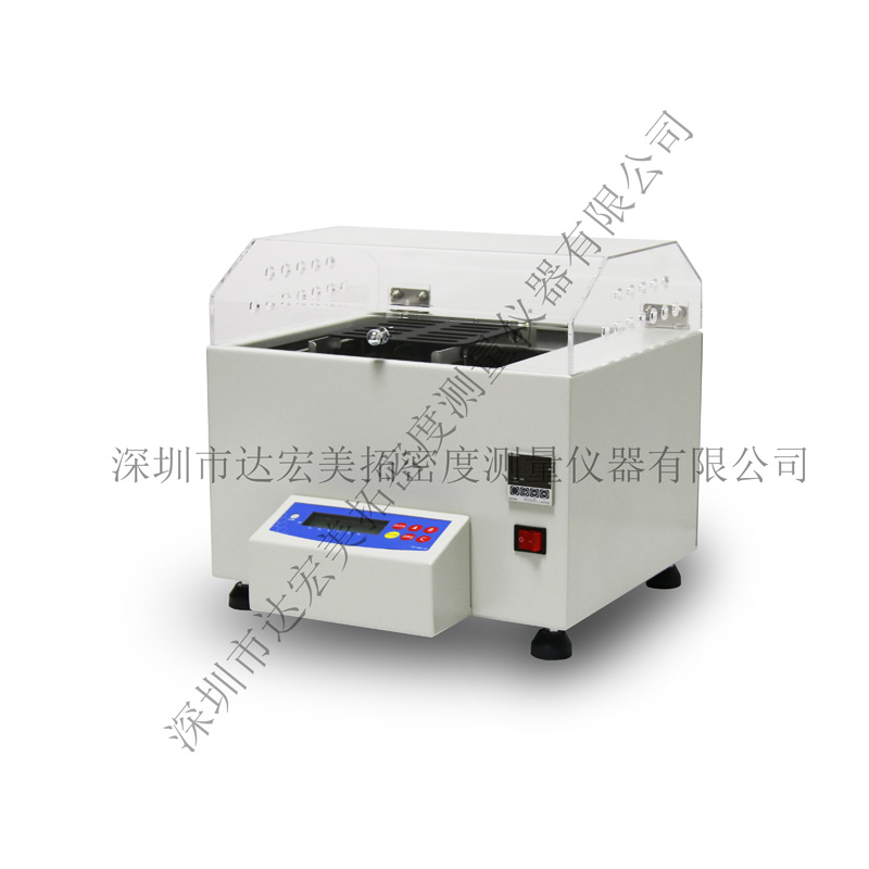 本系列產(chǎn)品采用德國進(jìn)口傳感器，精度高，穩(wěn)定性好；測(cè)量架采用鋁合金材料，開放式結(jié)構(gòu)設(shè)計(jì)，保證稱重系統(tǒng)的穩(wěn)定性與拿取樣品的方便性；具有自動(dòng)水溫恒溫功能，恒溫裝置與體積測(cè)量裝置溶于一體，廣泛應(yīng)用于高溫狀態(tài)下體積變化率測(cè)試場(chǎng)合。
